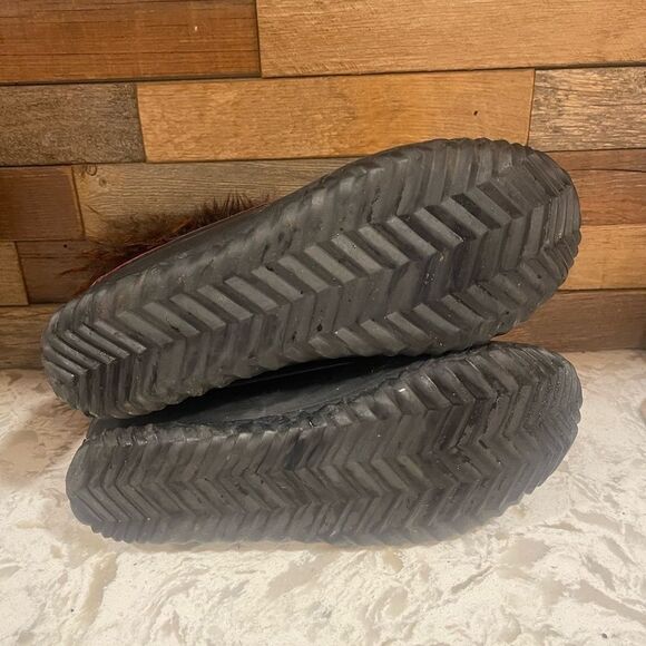 Sorel Women's Red and Black Winter Boots with Faux Fur - Picture 5 of 5